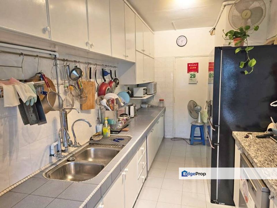 Walk up Baiduri Block C2 Apartmen 2nd Floor, Renovated, Good Condition, Kuala Lumpur, Desa Pandan