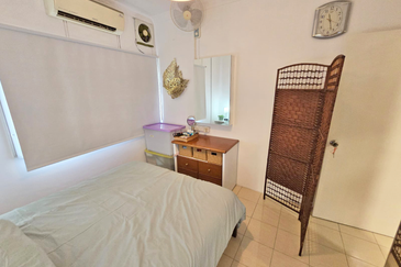 Walk up Baiduri Block C2 Apartmen 2nd Floor, Renovated, Good Condition