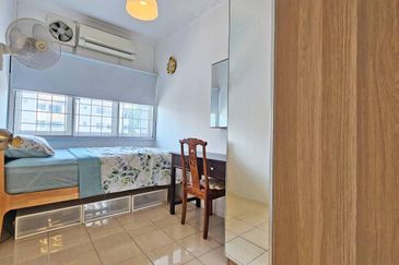 Walk up Baiduri Block C2 Apartmen 2nd Floor, Renovated, Good Condition