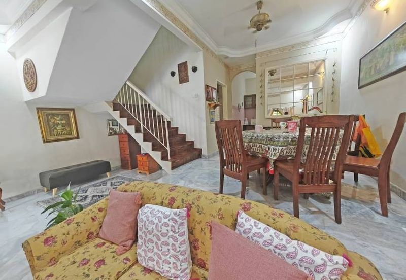 SL 11, Bandar Sungai Long