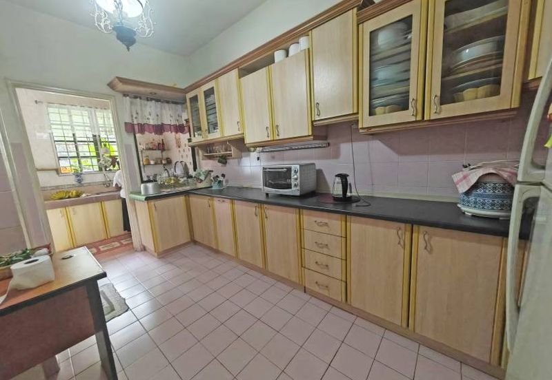 SL 11, Bandar Sungai Long