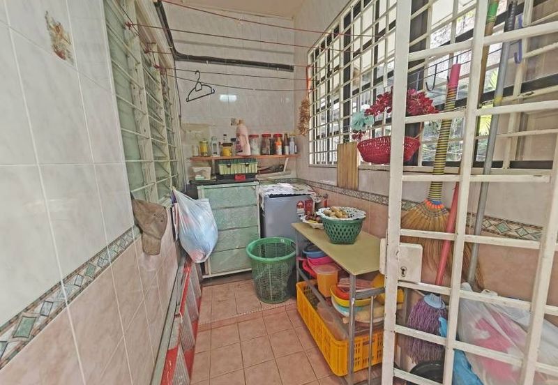 SL 11, Bandar Sungai Long