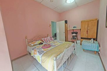 SL 11, Bandar Sungai Long