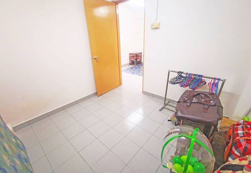 Taman Megah Cheras Apartment