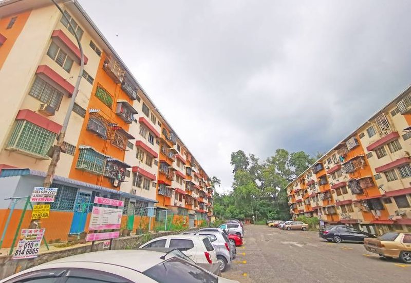 Taman Megah Cheras Apartment