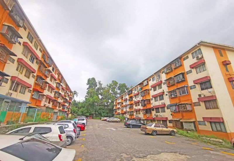 Taman Megah Cheras Apartment