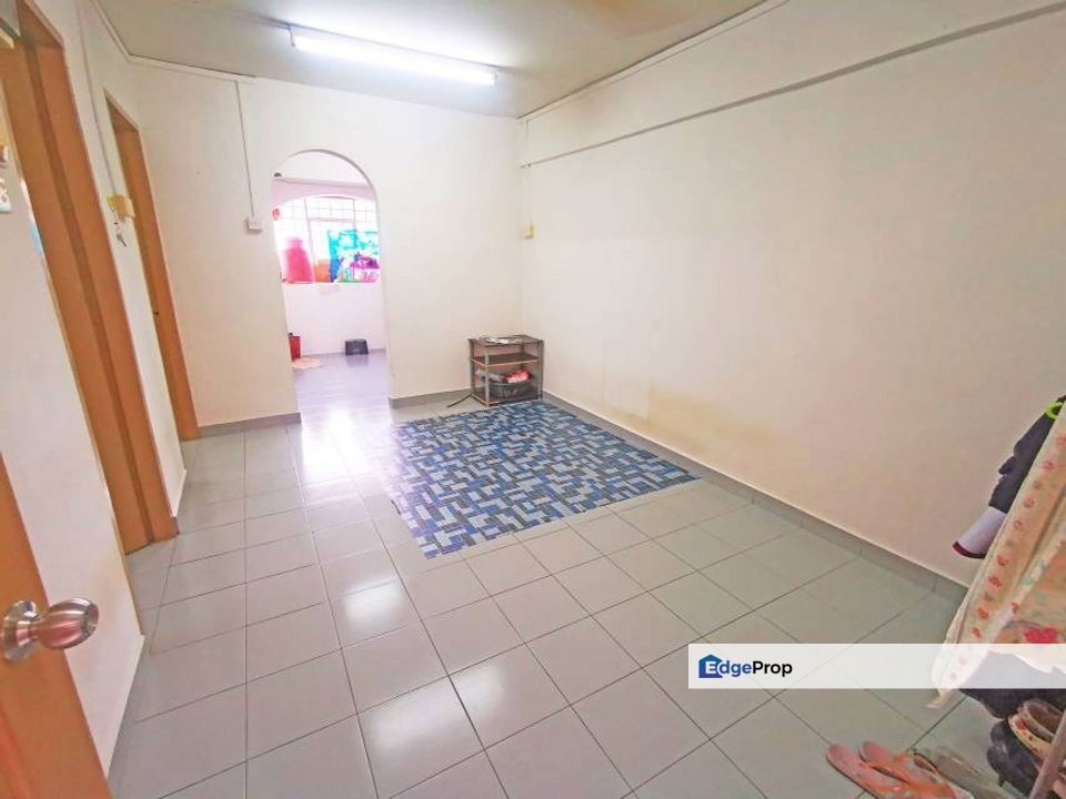 Convenient Location, Partly Furnished, Well Kept, Selangor, Batu 9th Cheras