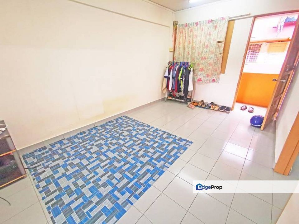 Convenient Location, Partly Furnished, Well Kept, Selangor, Batu 9th Cheras