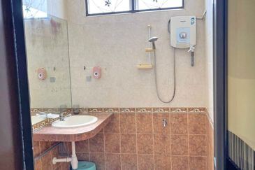 Taman Bukit Anggerik