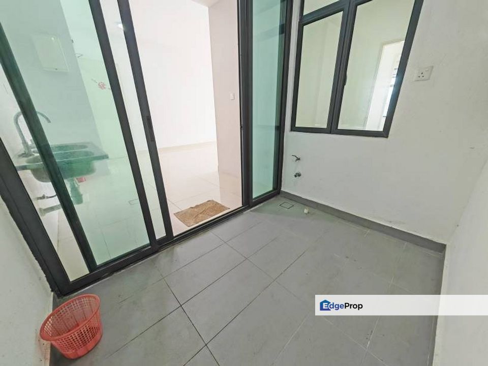 Freehold, Partly Furnished, Well Kept, Convenient Location, Selangor, Bandar Damai Perdana