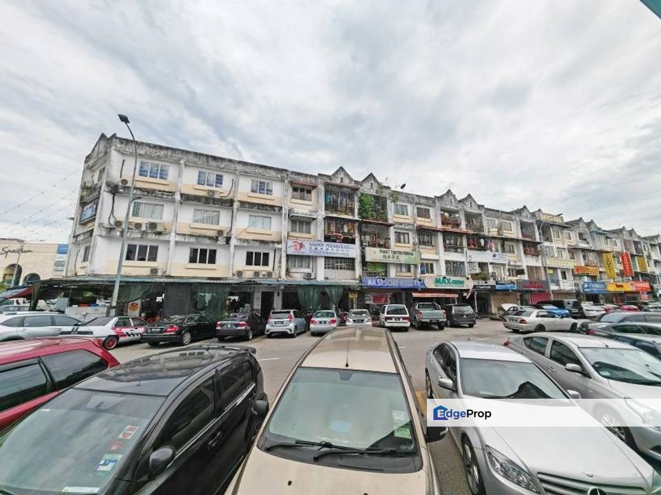 1st Floor Renovated with Partition Room, Ready Move in Condition, Kuala Lumpur, Ampang