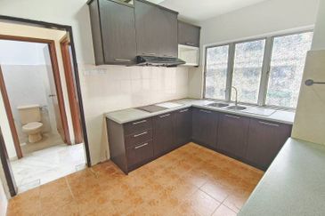 D Puncak Suasana Apartment