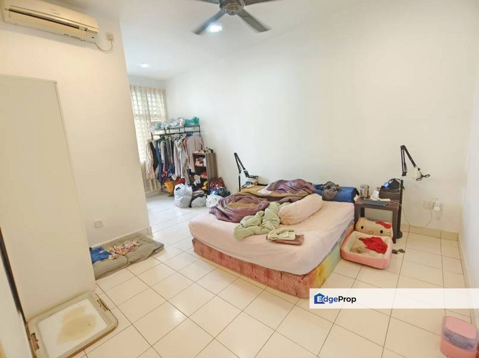 1st Floor Townhouse renovated, Well kept, Good Condition, Selangor, Batu 9th Cheras