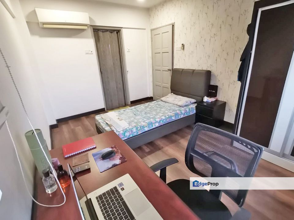 Nicely Renovated, Full Furnished, Freehold, Good Condition, Selangor, Cheras