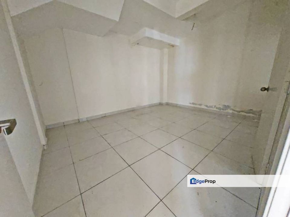 2.5 Storey Semi-D 38x75, Gated Guarded, Selangor, Cheras