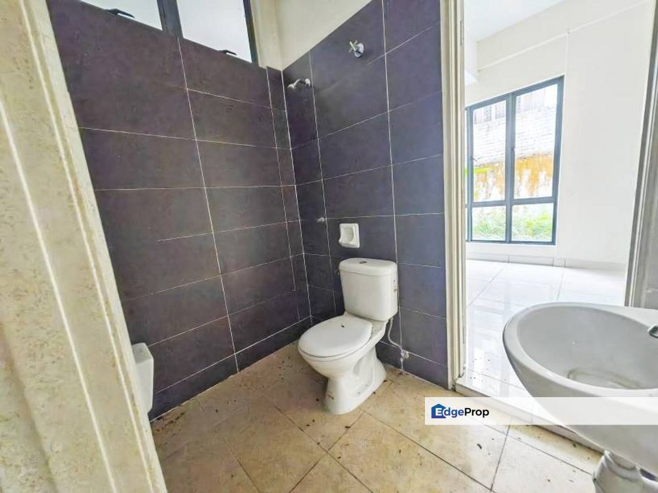 2.5 Storey Semi-D 38x75, Gated Guarded, Selangor, Cheras