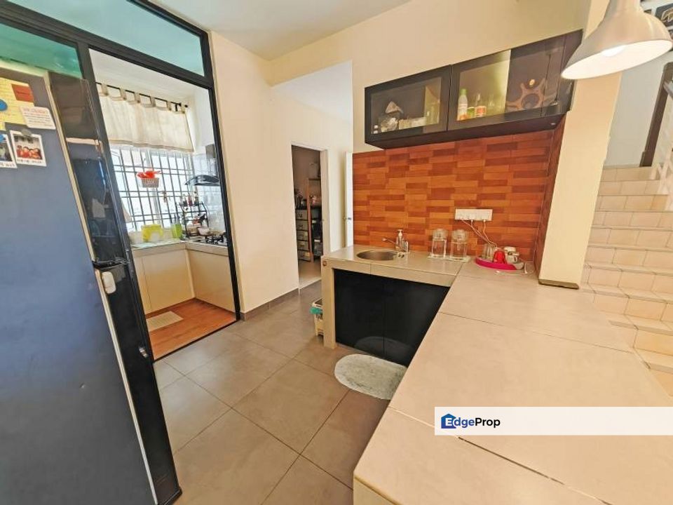 Duplex Townhouse 2500sf, Well kept, Good Condition, Selangor, Batu 9th Cheras