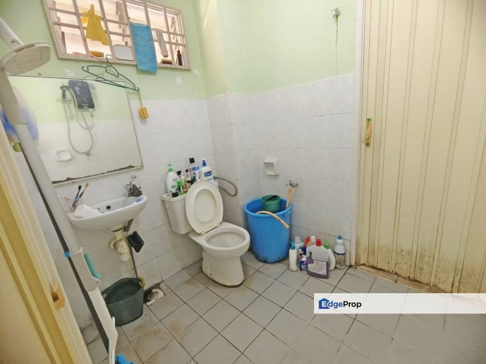 20 x 65 Corner 2 Sty Terrace House, Kitchen Fully Extend, Selangor, Cheras