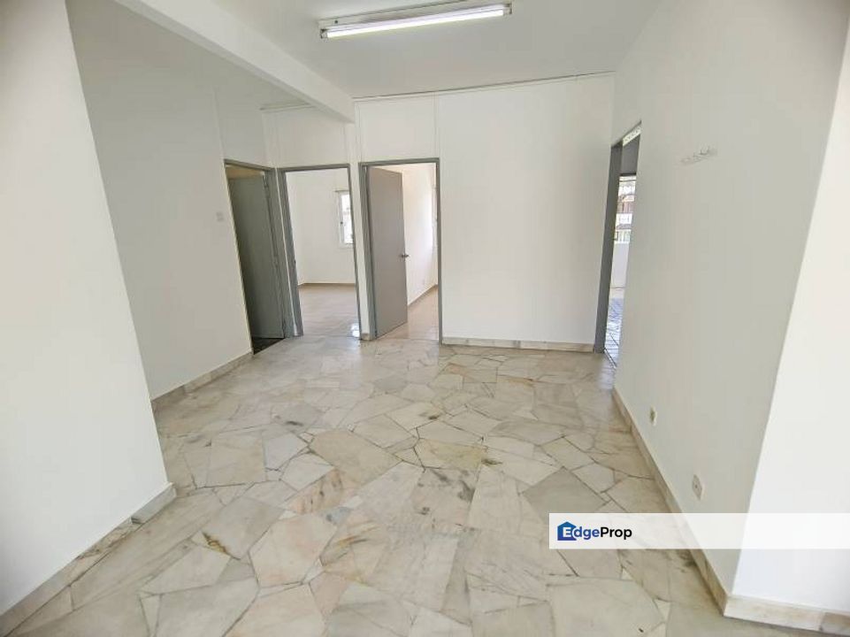 Walk up Desa Baiduri Block C Newly Paint, Good Location, Kuala Lumpur, Desa Pandan