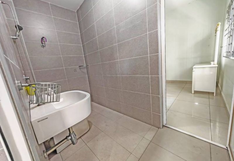 Bandar Tun Hussein Onn