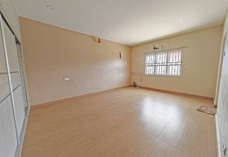 Bandar Tun Hussein Onn