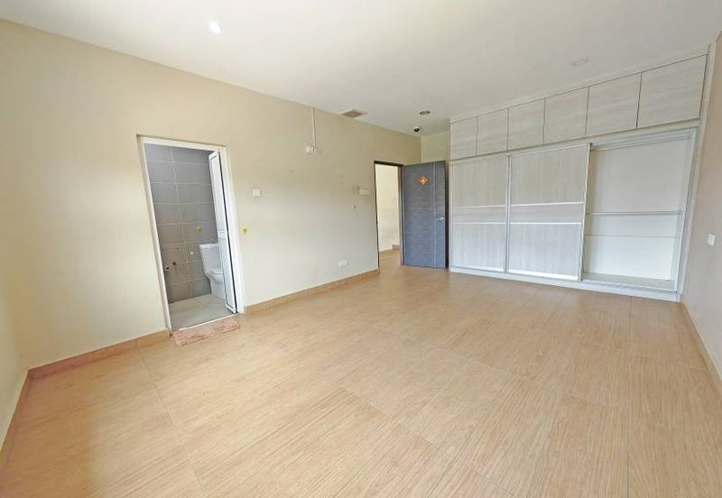 Bandar Tun Hussein Onn