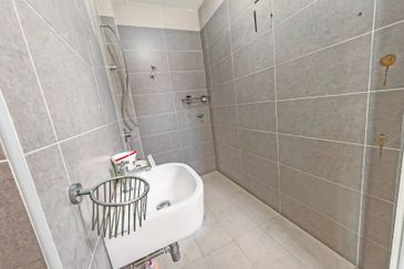 Bandar Tun Hussein Onn