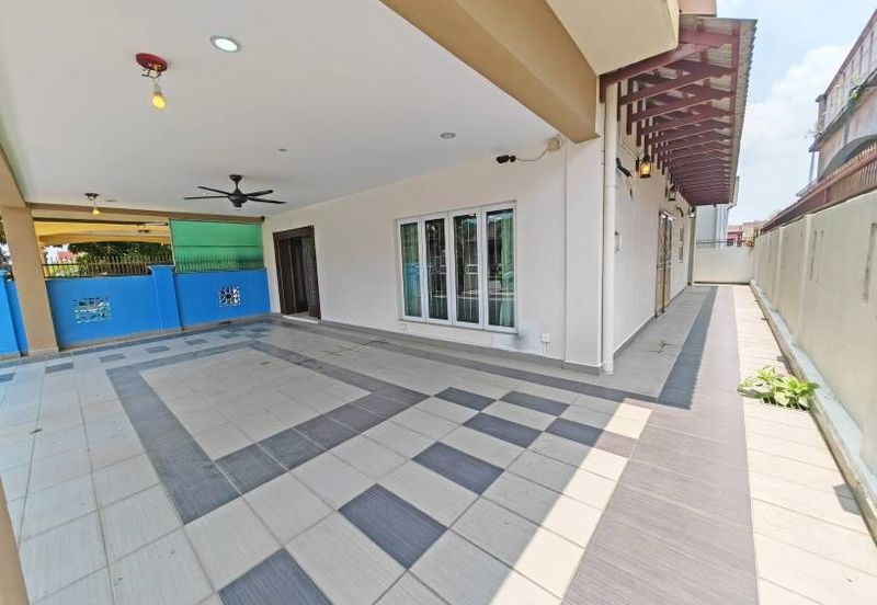 Bandar Tun Hussein Onn