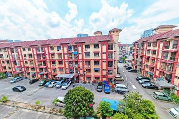 Pangsapuri Kasturi Tiara