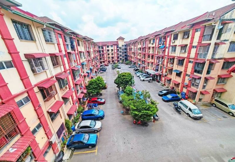 Pangsapuri Kasturi Tiara