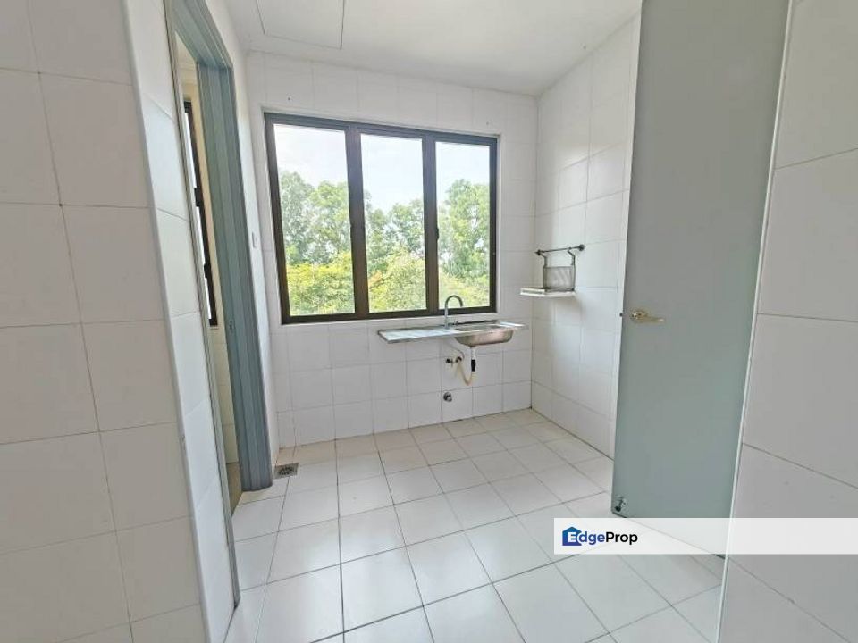 New Paint, Gated Guarded, Peaceful Environment, Avenue 2 Townhouse, Selangor, Cheras