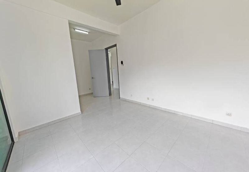 Avenue 2, Lake Valley