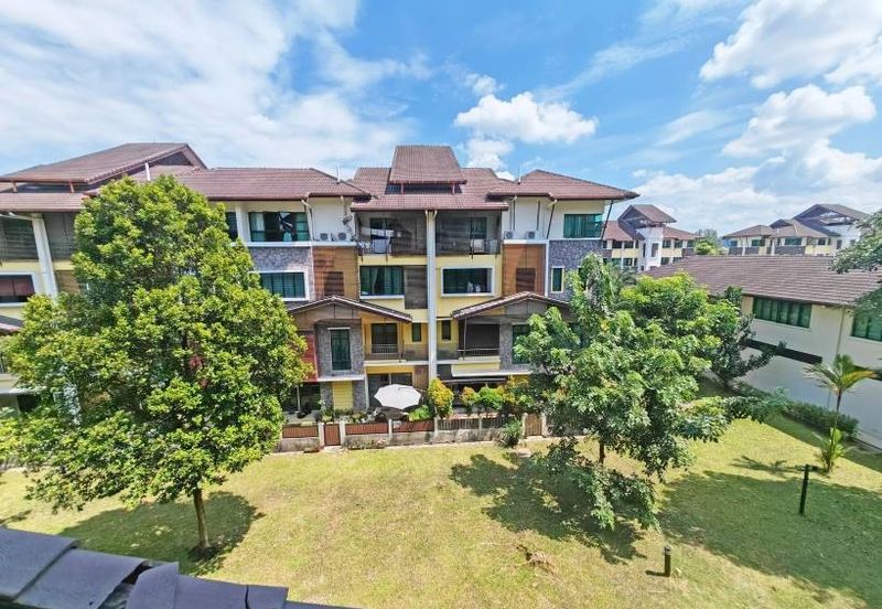 Avenue 2, Lake Valley