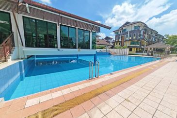 Avenue 2, Lake Valley