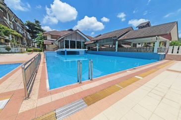 Avenue 2, Lake Valley