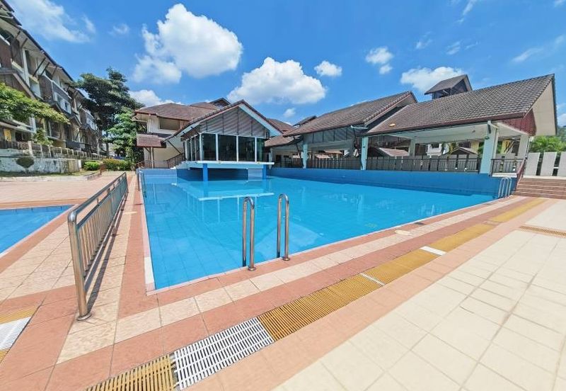 Avenue 2, Lake Valley