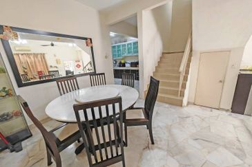 SL 6, Bandar Sungai Long