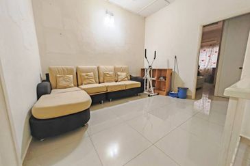 SL 6, Bandar Sungai Long