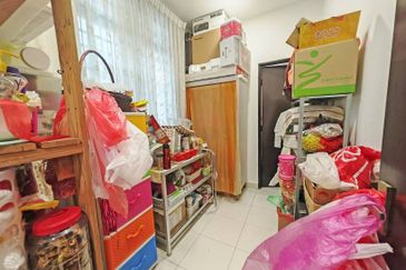 D'Premier @ Bandar Damai Perdana