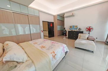 D'Premier @ Bandar Damai Perdana