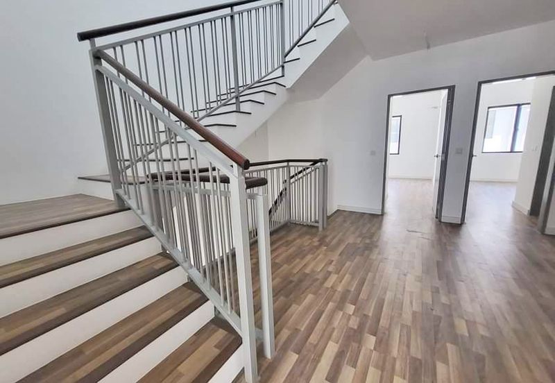 Lakefield Residences, Tropicana Heights