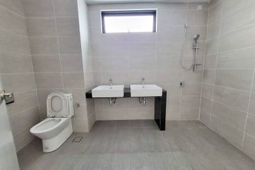 Lakefield Residences, Tropicana Heights