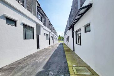 Lakefield Residences, Tropicana Heights