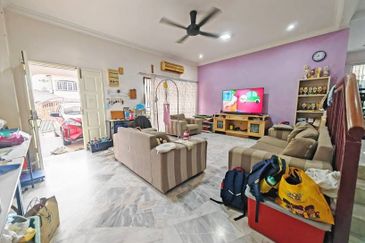 SL 6, Bandar Sungai Long