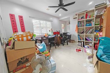 SL 6, Bandar Sungai Long