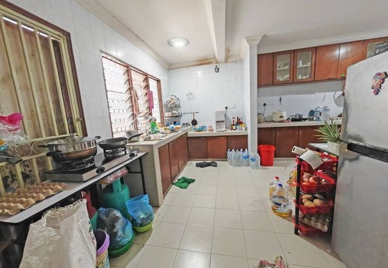 SL 6, Bandar Sungai Long