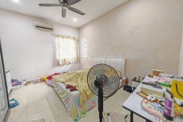 SL 6, Bandar Sungai Long