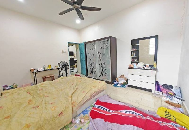 SL 6, Bandar Sungai Long