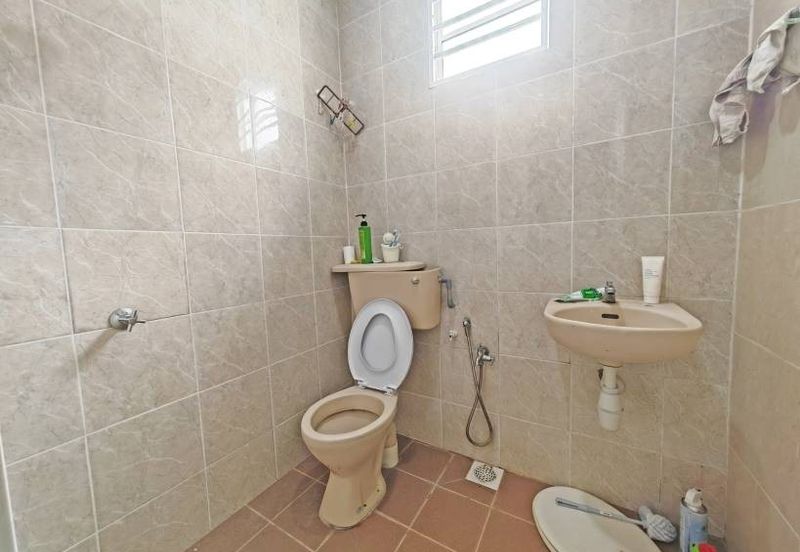 SL 6, Bandar Sungai Long