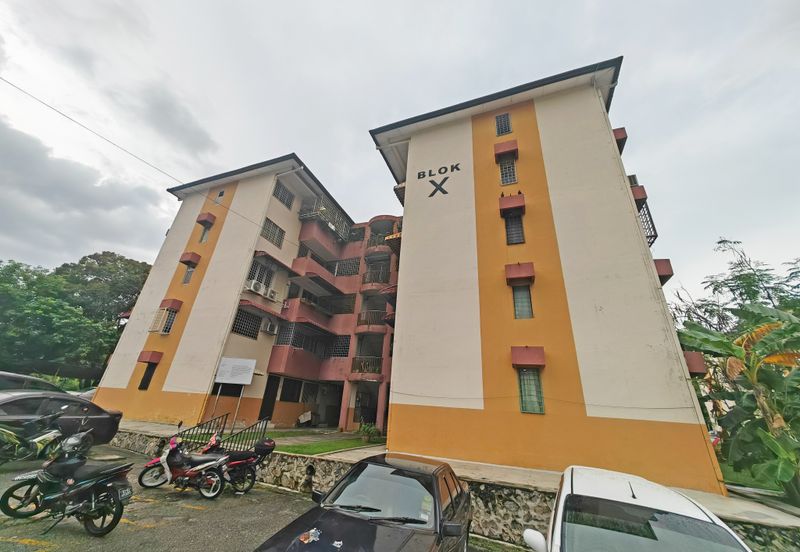 Taman Megah Cheras Apartment